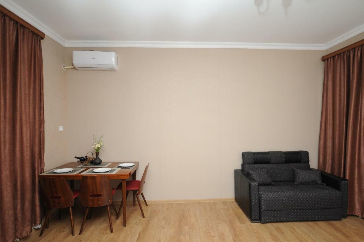 Shako'S Apartments 第比利斯 外观 照片